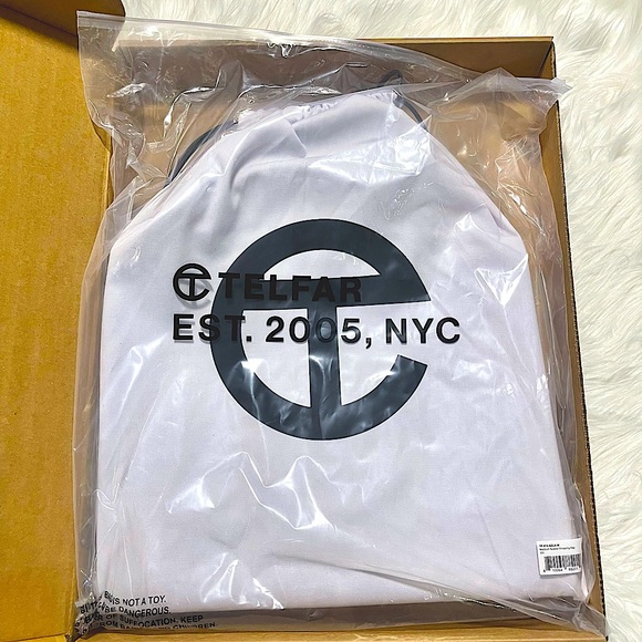 💜 Telfar Shopping Bag medium in Grape💜 100% Authentic Telfar💜 - Picture 11 of 13